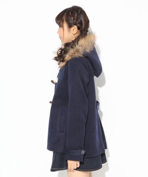 repipi armario（レピピ アルマリオ）の「【ニコラ12月号】ポンチョダッフルコート（ジャケット/アウター・レディース・レッド/キャメル/ネイビー・ＸＳ/Ｓ/Ｍ）」の4枚目の写真