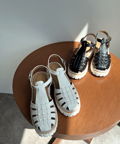 prose verse(プロズヴェール)の「厚底グルカサンダル(サンダル・レディース・ホワイト/ブラック・S/M/L/XL)」の1枚目の写真