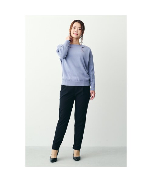 IEDIT（イディット）の「IEDIT[イディット] ぐいっとしなやか すらりと美脚！ ストレッチ布はく素材のエアノビテーパードパンツ〈ブラック〉（レディースファッション > ボトムス > パンツ・レディース・ブラック・ｳｴｽﾄ85-93/股下68cm/ｳｴｽﾄ93-101/股下68cm/ｳｴｽﾄ69-77/股下68cm/ｳｴｽﾄ77-85/股下68cm/ｳｴｽﾄ69-77/股下73cm/ｳｴｽﾄ64-70/股下68cm/ｳｴｽﾄ64-70/股下63cm/ｳｴｽﾄ64-70/股下73cm/ｳｴｽﾄ58-64/股下68cm/ｳｴｽﾄ58-64/股下63cm）」の2枚目の写真