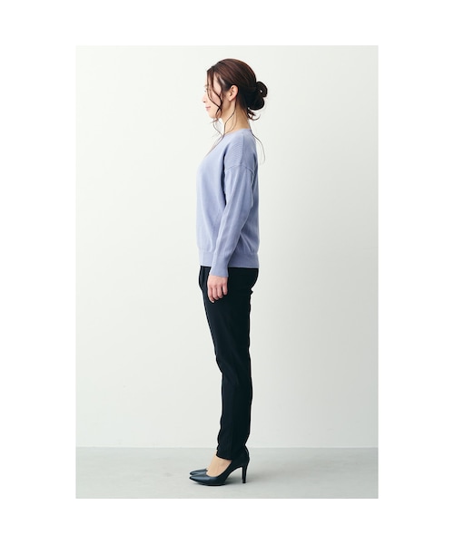 IEDIT（イディット）の「IEDIT[イディット] ぐいっとしなやか すらりと美脚！ ストレッチ布はく素材のエアノビテーパードパンツ〈ブラック〉（レディースファッション > ボトムス > パンツ・レディース・ブラック・ｳｴｽﾄ85-93/股下68cm/ｳｴｽﾄ93-101/股下68cm/ｳｴｽﾄ69-77/股下68cm/ｳｴｽﾄ77-85/股下68cm/ｳｴｽﾄ69-77/股下73cm/ｳｴｽﾄ64-70/股下68cm/ｳｴｽﾄ64-70/股下63cm/ｳｴｽﾄ64-70/股下73cm/ｳｴｽﾄ58-64/股下68cm/ｳｴｽﾄ58-64/股下63cm）」の11枚目の写真