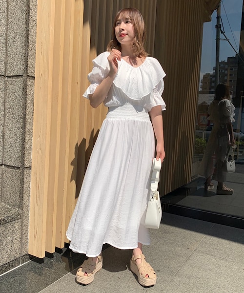 OLIVE des OLIVE（オリーブデオリーブ）の「【STAFF考案】アンジュワンピース（ワンピース・レディース・オフホワイト/オレンジ・FREE）」の2枚目の写真