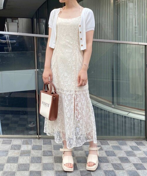 one after another NICE CLAUP（ワンアフターアナザーナイスクラップ）の「ホルターキャミワンピ（ワンピース・レディース・アイボリー/その他1/ブルー/ブラック・0）」の2枚目の写真