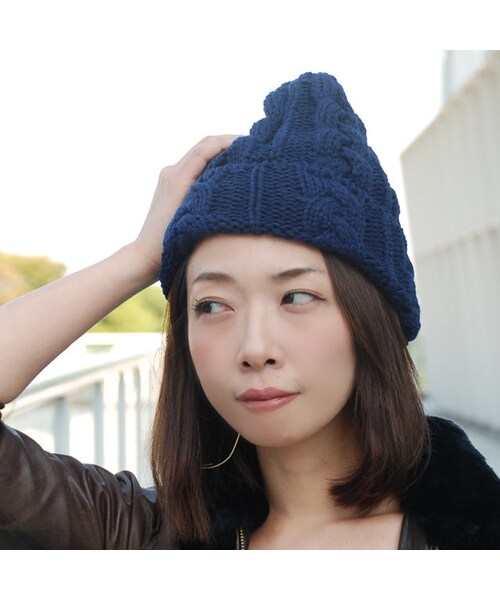 STORES.jp(ストアーズドットジェーピー)の「ケーブル編みニットキャップ メンズ&レディース(キャップ・メンズ・その他)」の3枚目の写真