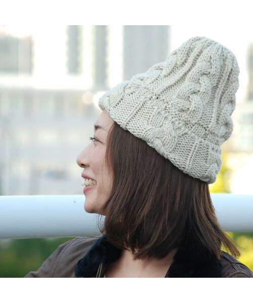 STORES.jp(ストアーズドットジェーピー)の「ケーブル編みニットキャップ メンズ&レディース(キャップ・メンズ・その他)」の4枚目の写真