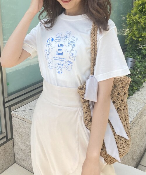 OLIVE des OLIVE(オリーブデオリーブ)の「【PAL Tee】asuka×oliveアニマルT(Tシャツ/カットソー・レディース・オフホワイト/グリーン/ブラック/ラベンダー・S/XL)」の1枚目の写真