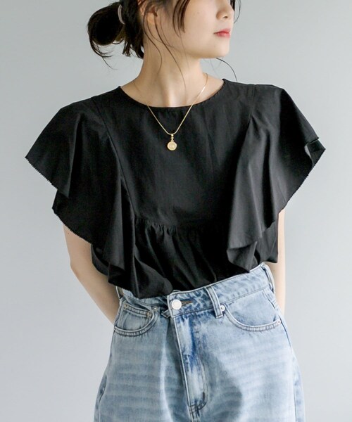 PUAL CE CIN（ピュアルセシン）の「フリルプルオーバーブラウス（シャツ/ブラウス・レディース・オフホワイト/ライトグレー/ブラック・FREE）」の2枚目の写真