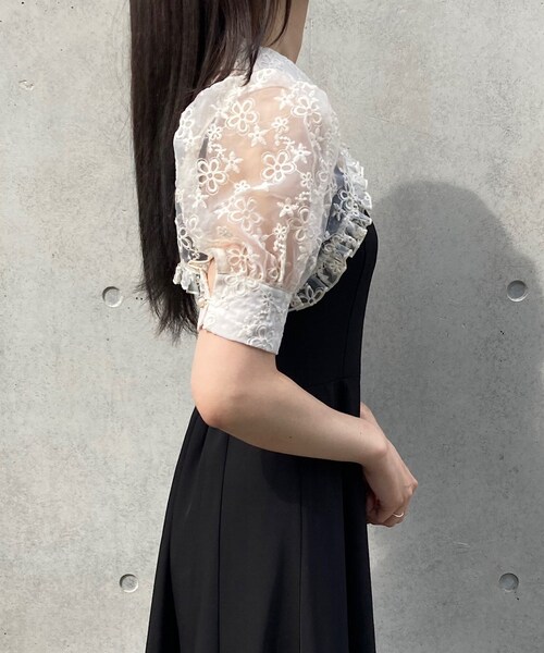 TITTY&CO.(ティティーアンドコー)の「【TITTY&CO.】フレアジャンスカ×クロップド刺繡ブラウスセット(ワンピース/ドレス・レディース・ブラック・F)」の21枚目の写真