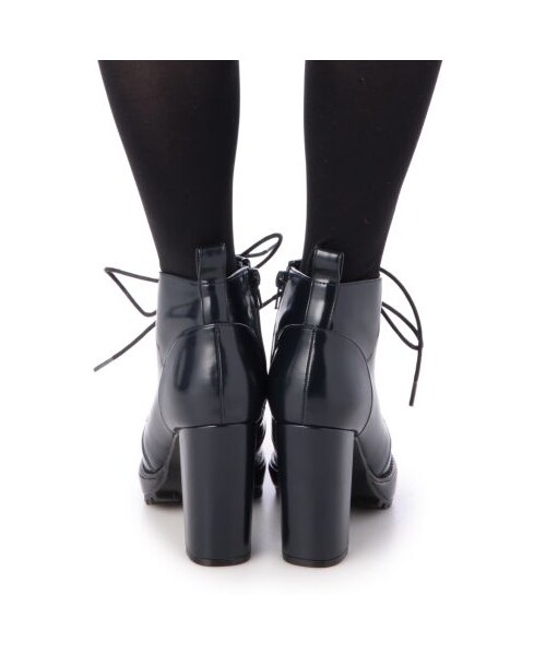 OZOC（オゾック）の「レースアップヒールブーツ（ブーツ・レディース・ネイビー/ブラック/ダークブラウン・23.5cm/24.5cm）」の11枚目の写真