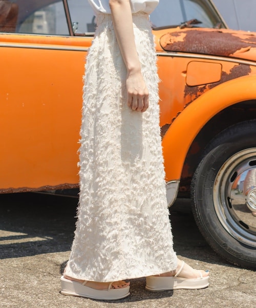 Kastane(カスタネ)の「【サイズ展開あり】リバーシブルジャガードIラインスカート(スカート・レディース・アイボリー/グリーン/ブラック・0/1)」の1枚目の写真