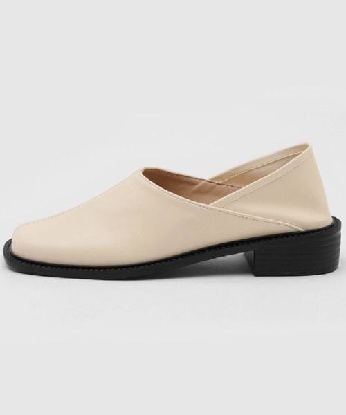 ALAND（エーランド）の「SAPPUN／Leanoローファー（シューズ・レディース・ブラック(19)/ナチュラル(51)/アイボリー(52)・XS(22.5cm)/M(23.5cm)/XL(24.5cm)）」の3枚目の写真