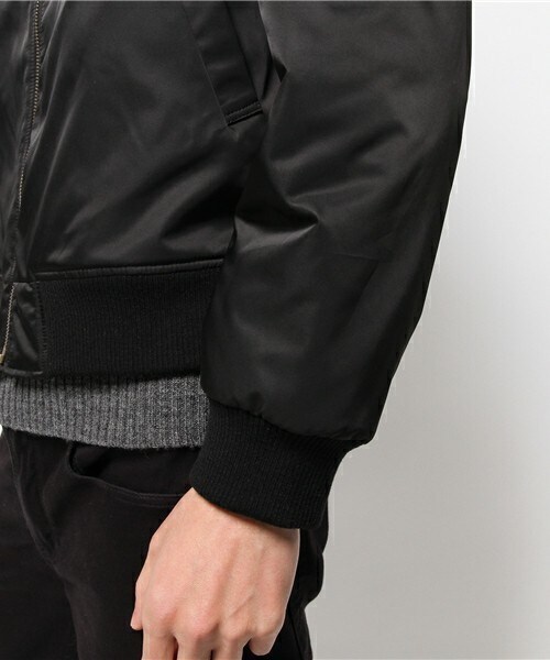 603（ロクマルサン）の「603 ナイロン裏キルトMA-1（ブルゾン・メンズ・ブラック/ダークグリーン・40）」の8枚目の写真