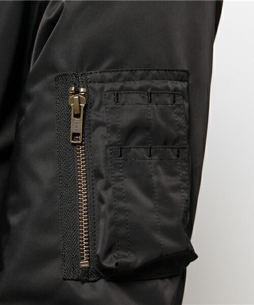 603（ロクマルサン）の「603 ナイロン裏キルトMA-1（ブルゾン・メンズ・ブラック/ダークグリーン・40）」の9枚目の写真
