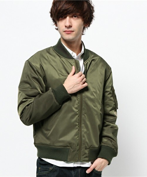 603（ロクマルサン）の「603 ナイロン裏キルトMA-1（ブルゾン・メンズ・ブラック/ダークグリーン・40）」の2枚目の写真