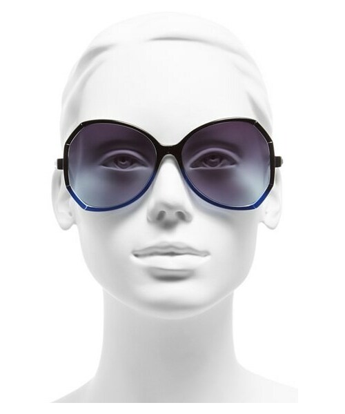 VINCE CAMUTO(ヴィンスカムート)の「Vince Camuto 58mm Butterfly Sunglasses(サングラス・レディース・Black/ Navy/Tortoise/Camel)」の2枚目の写真