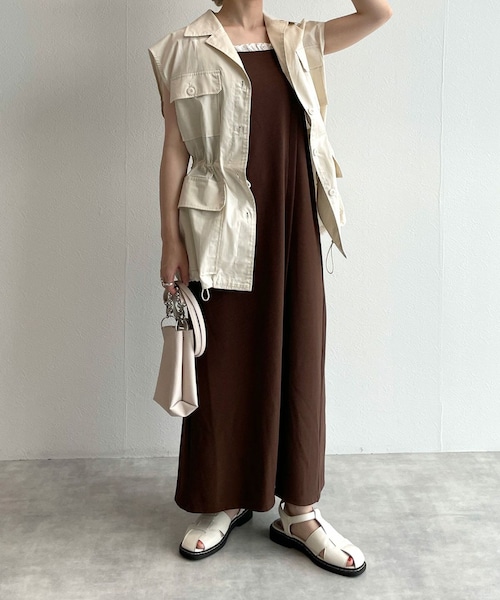 w closet（ダブルクローゼット）の「オープンカラーミリタリーベスト（ジャケット/アウター・レディース・エクリュ/ピンク/Dカーキ/スミクロ/ブラウン(WEB限定)/Lカーキ・FREE）」の13枚目の写真