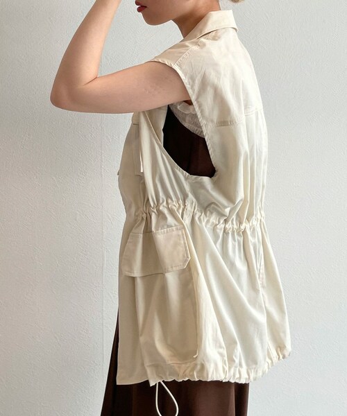 w closet（ダブルクローゼット）の「オープンカラーミリタリーベスト（ジャケット/アウター・レディース・エクリュ/ピンク/Dカーキ/スミクロ/ブラウン(WEB限定)/Lカーキ・FREE）」の14枚目の写真