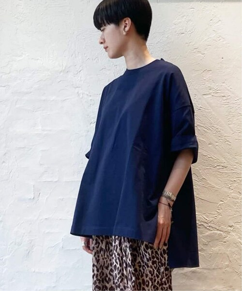 美品✨23SS✨ジャーナルスタンダードラックス　クルーネックスリットプルオーバー JOURNAL STANDARD LUXE（ジャーナルスタンダード ラックス）の