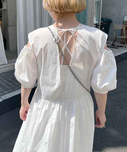 正絹付下げ　パフスリーブシンプルワンピース　オフホワイト　ハンドメイド♡ w closet（ダブルクローゼット）の「ショルダースリット