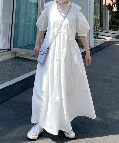 w closet（ダブルクローゼット）の「ショルダースリット