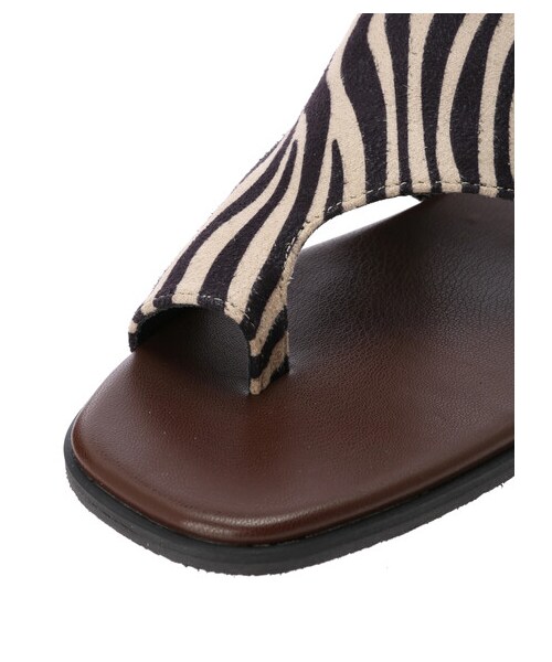 Green　Parks（グリーンパークス）の「・minia カバートングサンダル（シューズ・ブラック/その他・S/M/L/LL）」の8枚目の写真