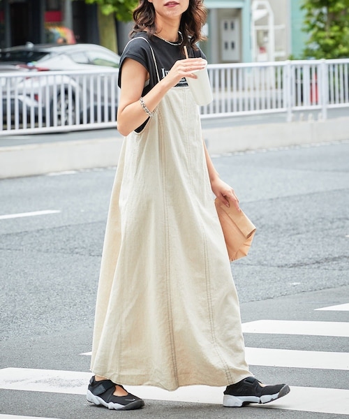 CIAOPANIC TYPY（チャオパニックティピー）の「【着回し動画あり】【タンク付き】綿麻キャミワンピース（ワンピース・レディース・アイボリー/ブラック/イエロー/ブラックその他1・ONE）」の4枚目の写真