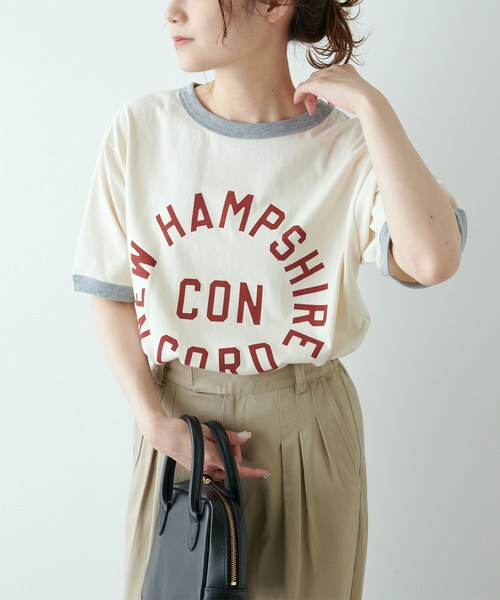 PUAL CE CIN(ピュアルセシン)の「リンガーカレッジロゴTシャツ(Tシャツ/カットソー・レディース・ナチュラル/グレイッシュベージュ/ネイビー・FREE)」の2枚目の写真