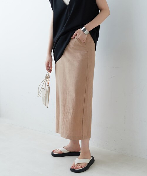 natural couture（ナチュラルクチュール）の「涼しげナロースカート（スカート・レディース・オフホワイト/ベージュ/ブラック/オレンジ/ブルー・FREE）」の3枚目の写真