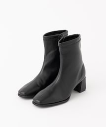 スクエアトゥショートブーツ