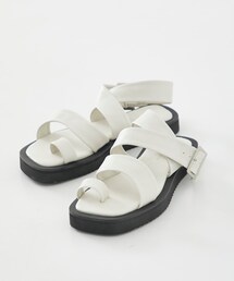 ウェーブストラップサンダル