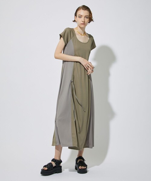 A + TOKYO（エープラストウキョウ）の「パネルカラーブロック  