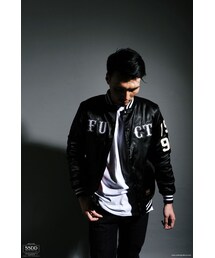 FUCT SSDD ファクト ファラオジャケット スタジャン ワイト 短丈 黒 FUCT SSDD ファクト AWARD JACKET 41512 (ファラオジャケット