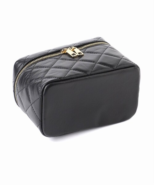LE TALON（ルタロン）の「《予約》AULENTTI キルティングバニティショルダー（バッグ・ブラック/(001)/フリー/在庫あり）」の6枚目の写真
