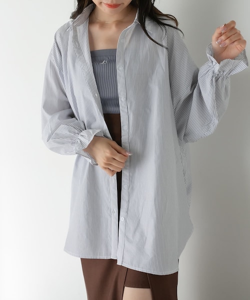 OLIVE des OLIVE(オリーブデオリーブ)の「カラフルストライプゆるシャツ(シャツ/ブラウス・レディース・オフホワイト/ピンク/サックスブルー/ブラウン・FREE)」の2枚目の写真