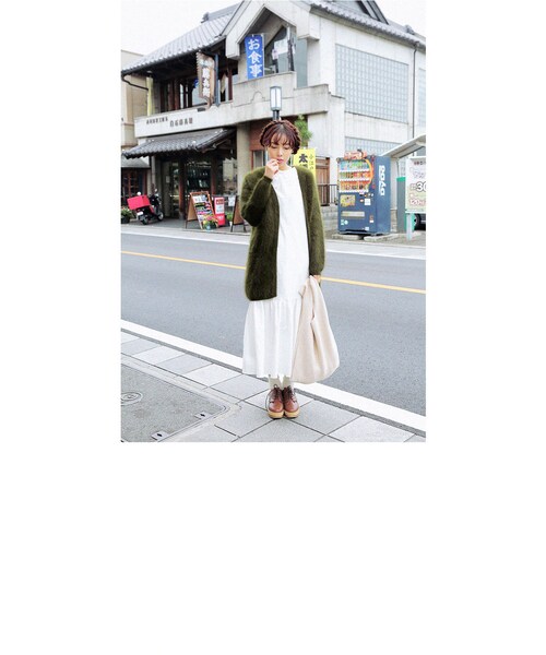 STYLENANDA（スタイルナンダ）の「バックスリットアンゴラシャギーニットカーディガン（ジャケット/アウター・レディース・カーキ/レッド/ブラック・フリーサイズ）」の12枚目の写真