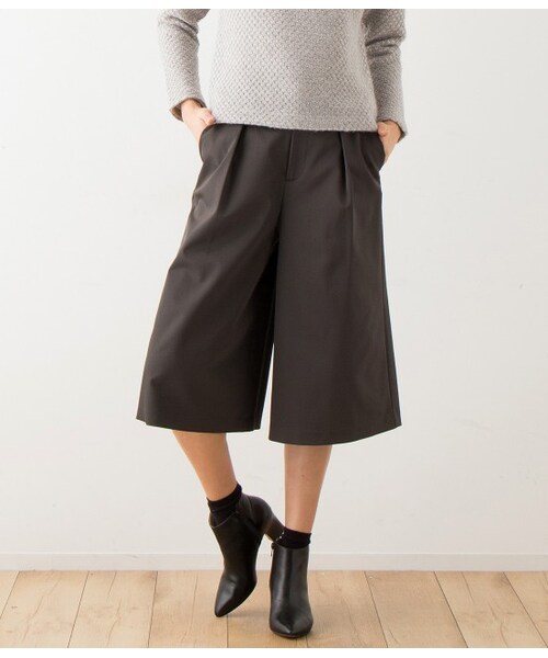 ADAM ET ROPE'（アダムエロペ）の「ツイル キュロットパンツ（パンツ・レディース・ブラック/オフホワイト/カーキ・36/38）」の3枚目の写真