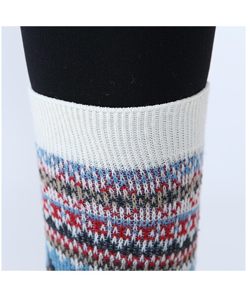 靴下屋（クツシタヤ）の「フェアアイル雪柄ソックス（ソックス・靴下・レディース・キナリ/チャコールモク/ベージュモク/アカ/ダークオレンジ/グリーン/コン・22.0～24.0cm）」の12枚目の写真