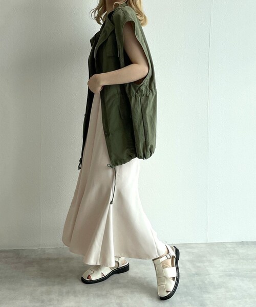 w closet（ダブルクローゼット）の「マーメイドスカート（スカート・レディース・アイボリー/マスタード/ブラウン/ブラック・FREE）」の16枚目の写真