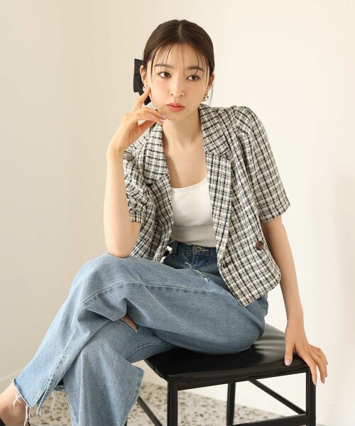 one after another NICE CLAUP（ワンアフターアナザーナイスクラップ）の「SETupジャケット（テーラードジャケット・レディース・ベージュ/グリーン系その他/ブラック系その他/ブラック・0）」の3枚目の写真