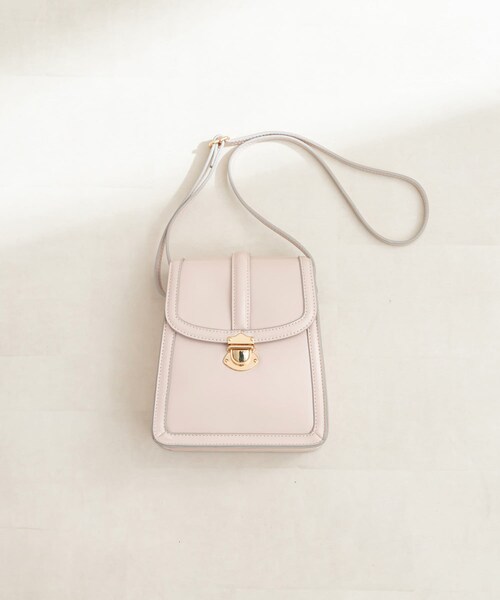 OLIVE des OLIVE（オリーブデオリーブ）の「縦長サドルショルダー（ショルダーバッグ・レディース・オフホワイト/キャメル/ブラック・FREE）」の2枚目の写真