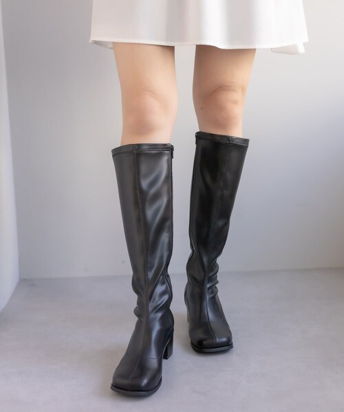 OLIVE des OLIVE（オリーブデオリーブ）の「スクエアトゥロングブーツ（その他シューズ・レディース・ブラック/ダークブラウン・S/M/L）」の2枚目の写真