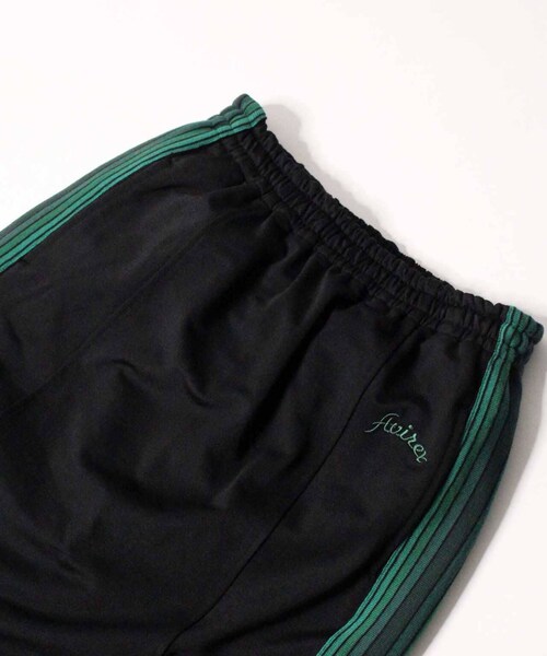 AVIREX(アヴィレックス)の「【WEB&DEPOT限定】TRACK SKIRT/トラックスカート(スカート・ブラック/オリーブ・F)」の6枚目の写真
