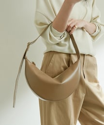 週末SALE❢GALLARDAGALANTEスリーククロスボディバッグ （モカ） 週末SALE＊GALLARDAGALANTEスリーククロスボディバッグ （モカ）