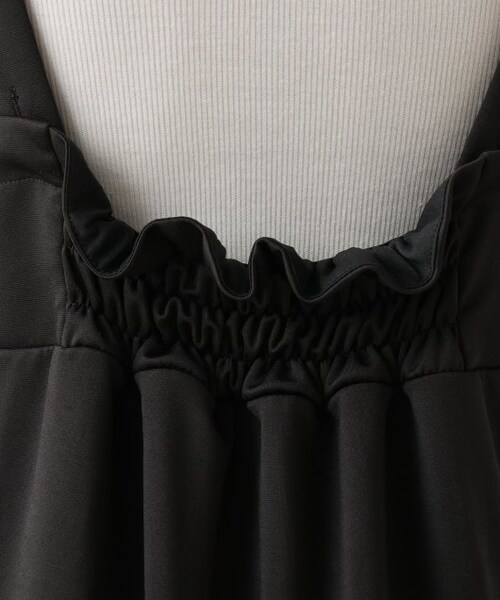 frames RAY CASSIN（フレームスレイカズン）の「エプロンサロペットワンピース（ワンピース/ドレス・レディース・クロ/グレージュ・FREE）」の8枚目の写真