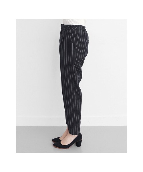 KBF（ケイビーエフ）の「ピンストライプタックパンツ（パンツ・レディース・GRAY/NAVY/BLACK・one）」の8枚目の写真