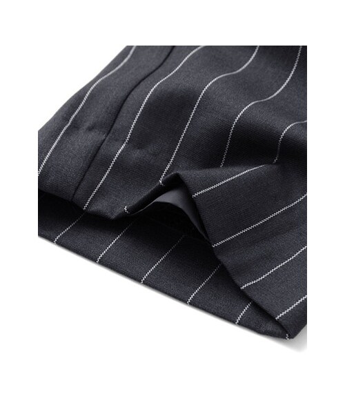 KBF（ケイビーエフ）の「ピンストライプタックパンツ（パンツ・レディース・GRAY/NAVY/BLACK・one）」の13枚目の写真