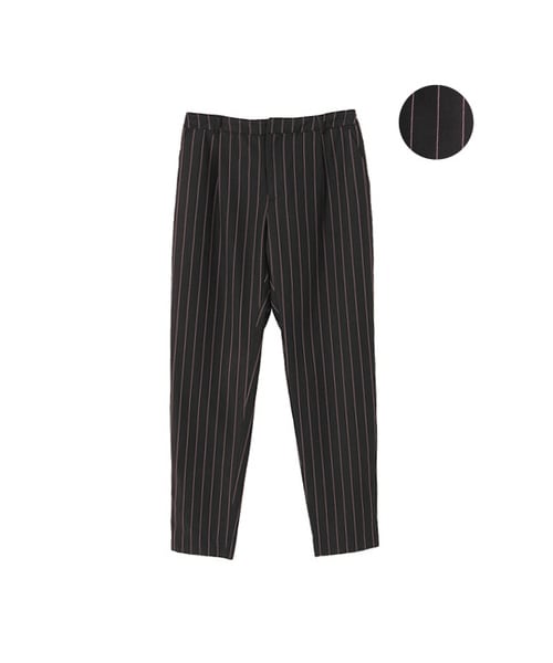 KBF（ケイビーエフ）の「ピンストライプタックパンツ（パンツ・レディース・GRAY/NAVY/BLACK・one）」の2枚目の写真