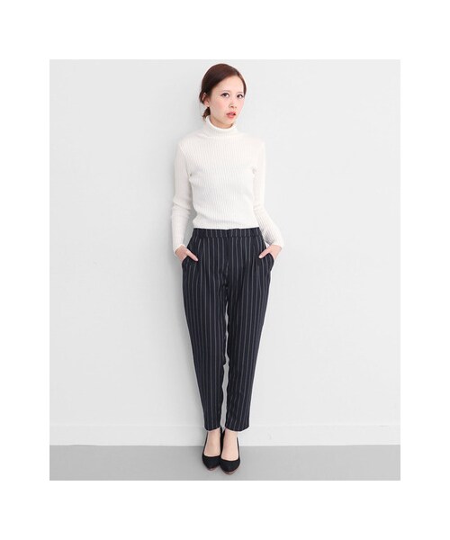KBF（ケイビーエフ）の「ピンストライプタックパンツ（パンツ・レディース・GRAY/NAVY/BLACK・one）」の6枚目の写真