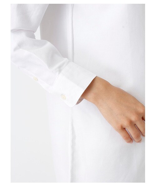 earth music&ecology（アースミュージックアンドエコロジー）の「オックスシャツワンピース（ワンピース・レディース・オフホワイト・XS/L）」の5枚目の写真