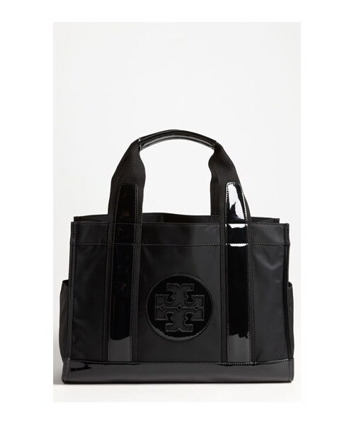 TORY BURCH(トリーバーチ)の「Tory Burch 'Mini Tory' Nylon Tote, Medium(トートバッグ・レディース・Black/ Black)」の4枚目の写真