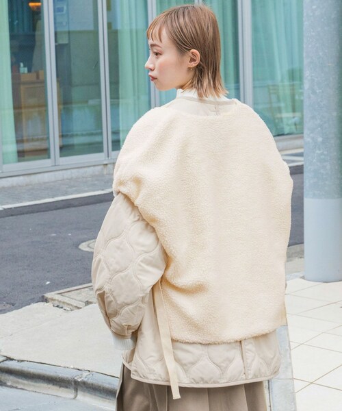 w closet(ダブルクローゼット)の「★先行予約★中綿キルティングVネックジャケット【9月中旬入荷】(ジャケット/アウター・レディース・アイボリー/Lカーキ/ブラック/ベージュチェック・FREE)」の8枚目の写真